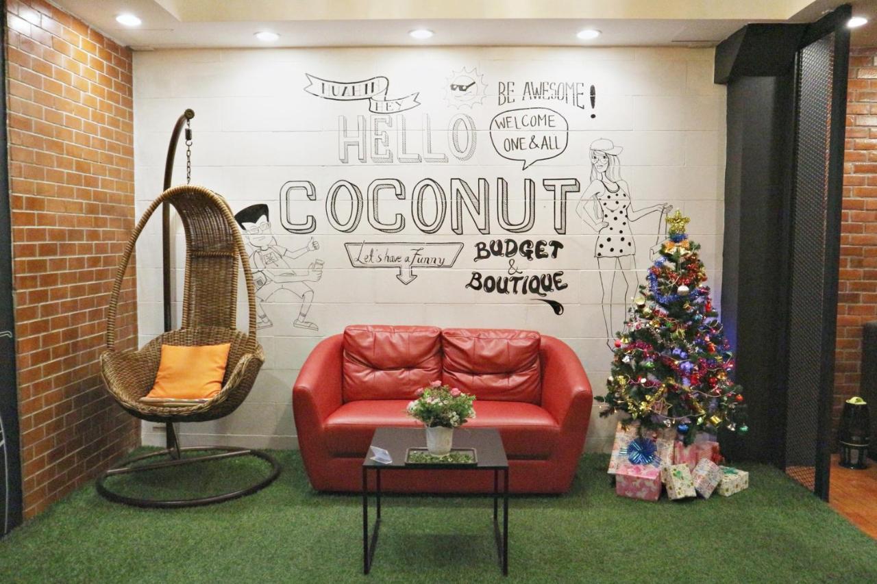 Coconut Budget And Boutique HHQ Exterior foto